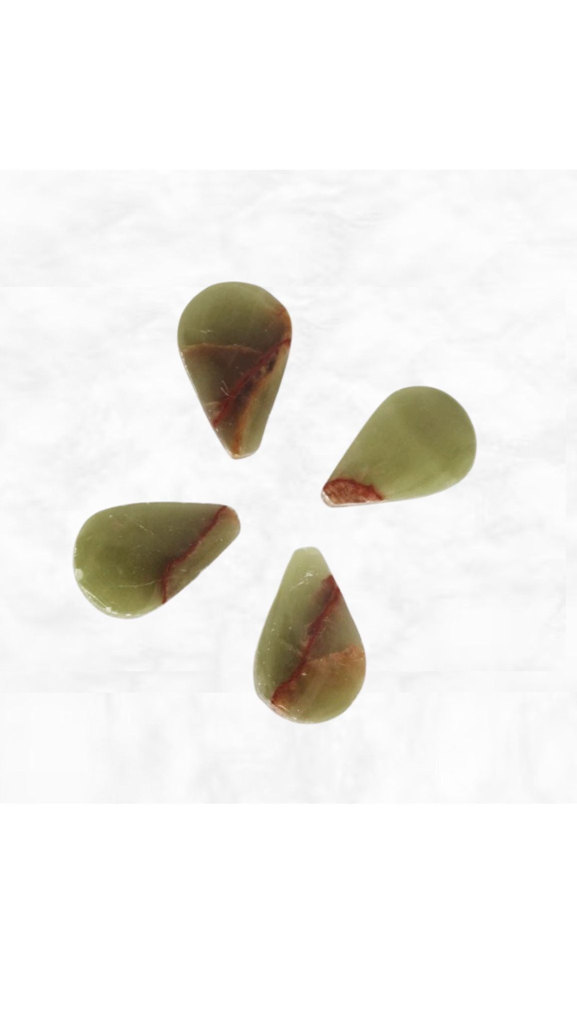 PIEDRA RANURADA ONIX VERDE NATURAL DE 24X15MM GOTA